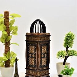 Oriental Heritage Wooden Lamp – A Touch of Timeless Art